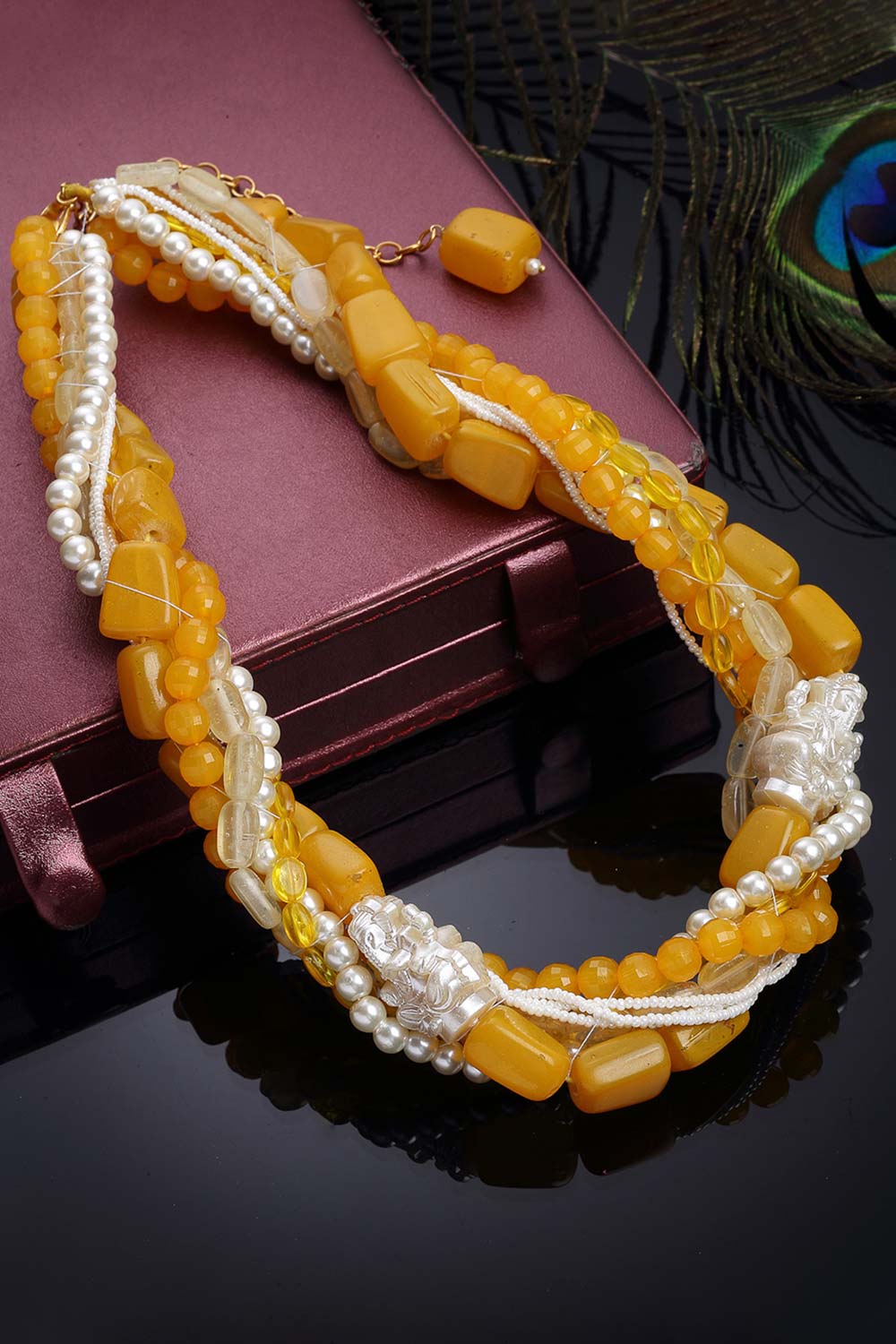 Yellow And White Gold-Plated Kundan And Pearls Necklace