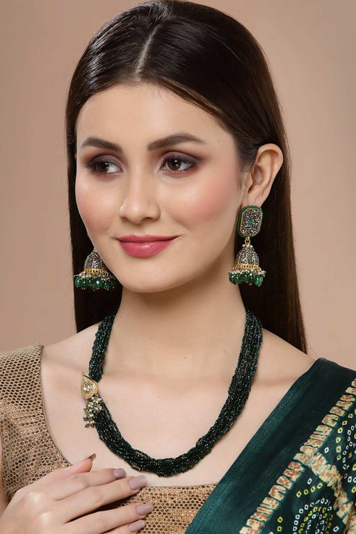 Buy Green Pearl Paisley Carved Jhumki Earrings by Belsi's Online at Aza  Fashions.