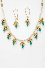 Shop Women's Necklace Set in Green