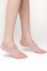 Gold And White Gold-Plated Kundan And Pearls Anklet