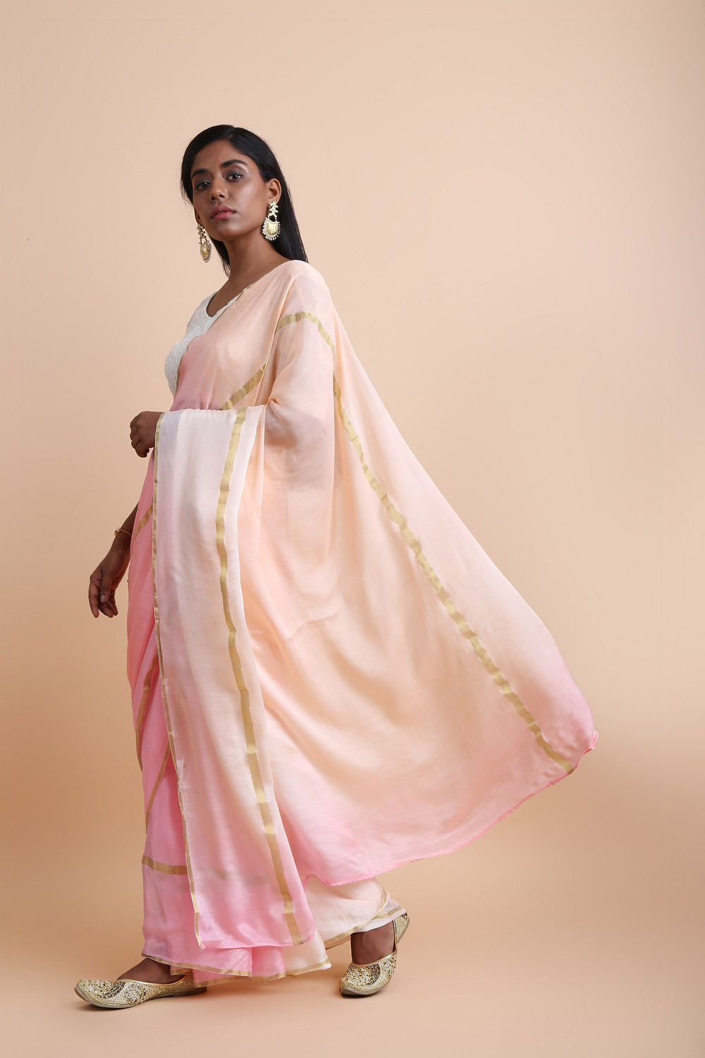 Faux Georgette Foil Print Saree In Pink