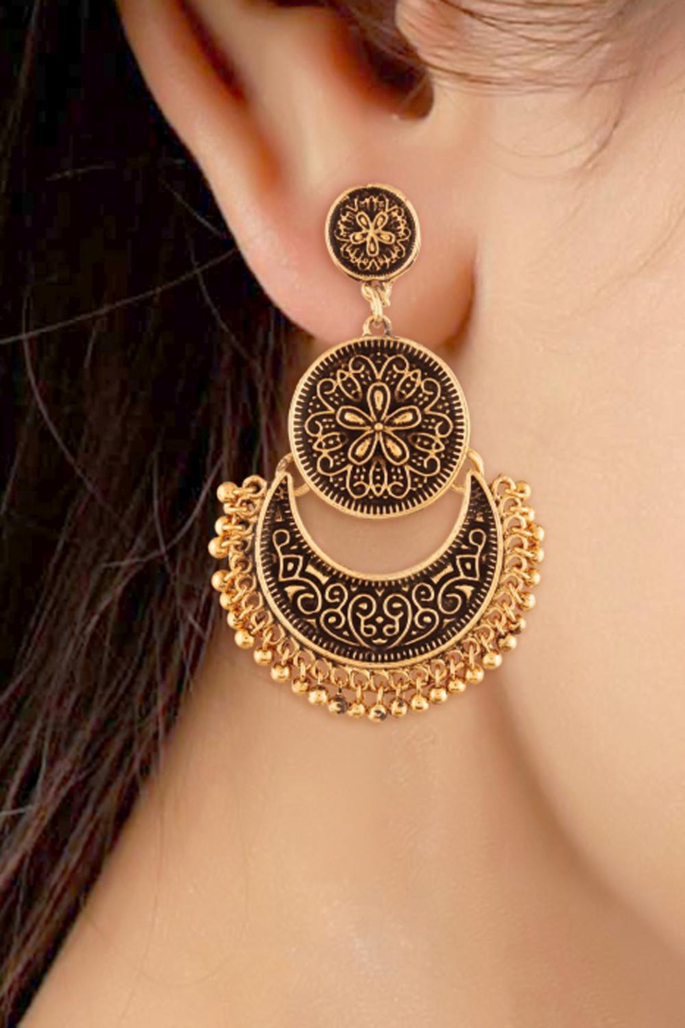 Women's Alloy Chandbali Earrings In Gold And Black