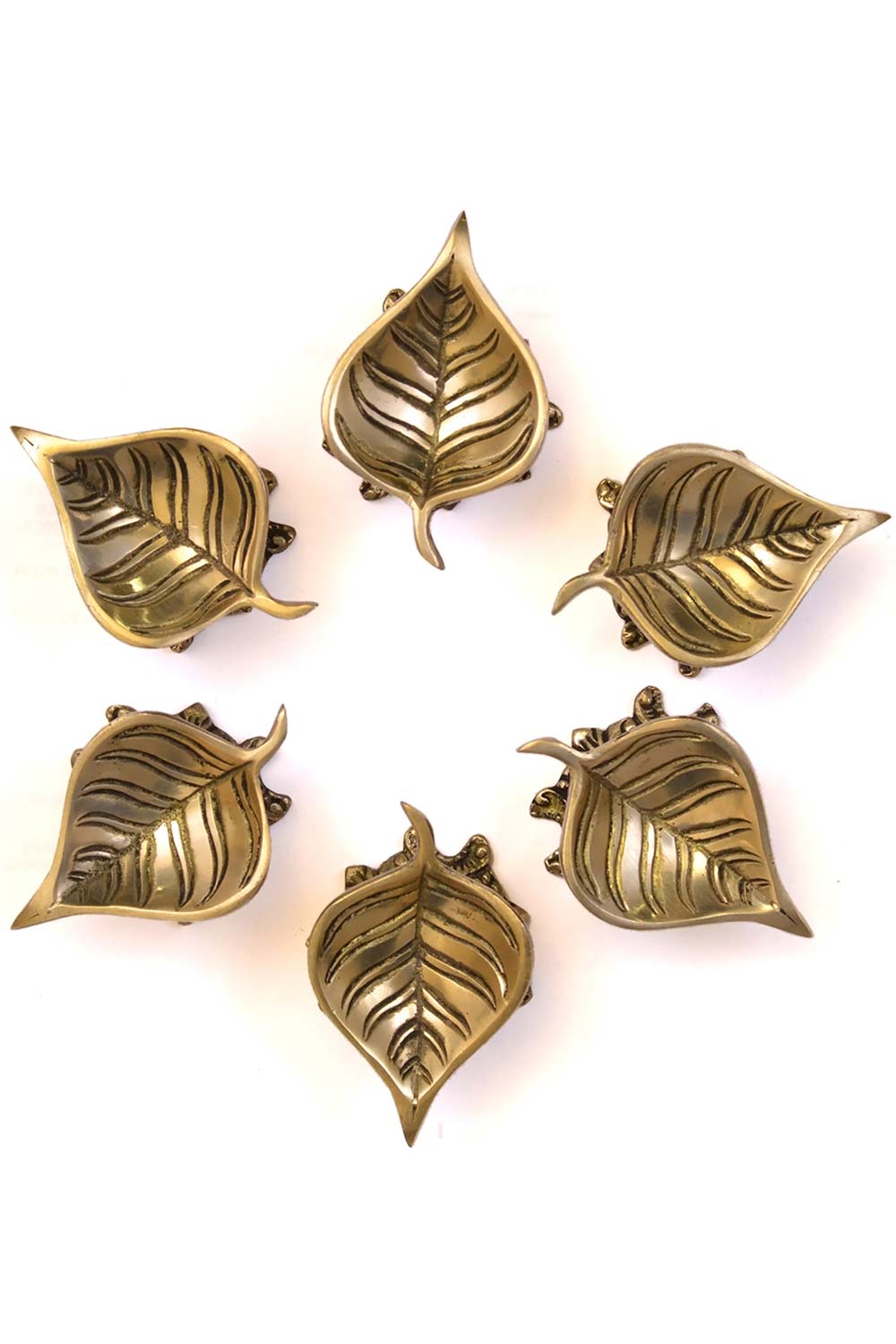 Brass Leaf Shaped Small Diya Oil Lamp Deepak (Set Of 6)