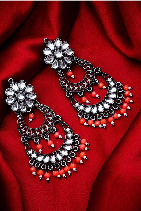The Luxor Women's Oxidised Silver Chandelier Earrings in Silver