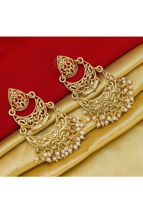 Buy Women's Alloy Chandbali Earrings in Gold Online 