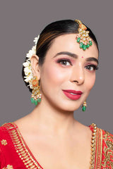 Red Gold Toned Kundan Earrings With Maangtikka