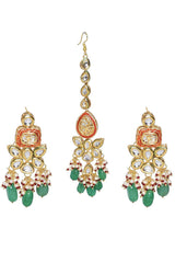 Red Gold Toned Kundan Earrings With Maangtikka