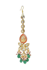 Red Gold Toned Kundan Earrings With Maangtikka