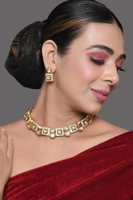 Handcrafted Kundan Necklace With Earrings