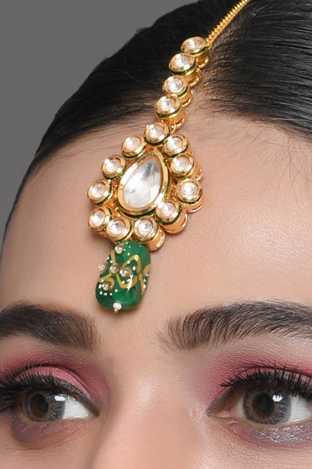 Kundan Gold Toned Green Beaded Mang Tikka