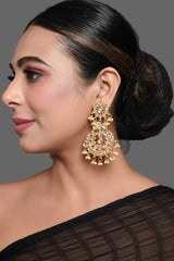 Gold Toned Kundan Crescent Shaped Earring