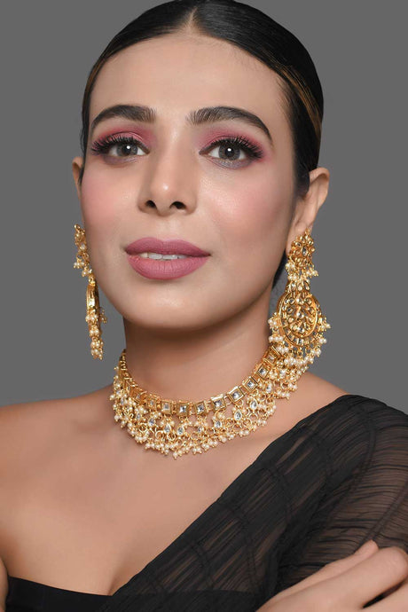 Gold Tone Kundan Necklace With Earrings