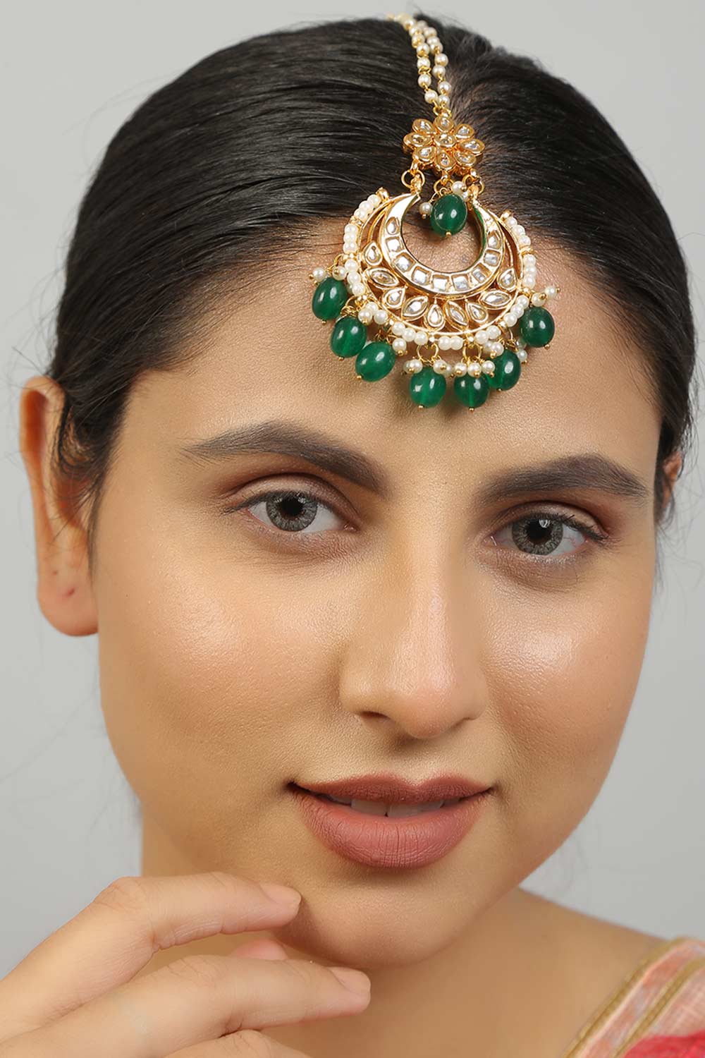 Gold Tone Kundan Maang Tikka