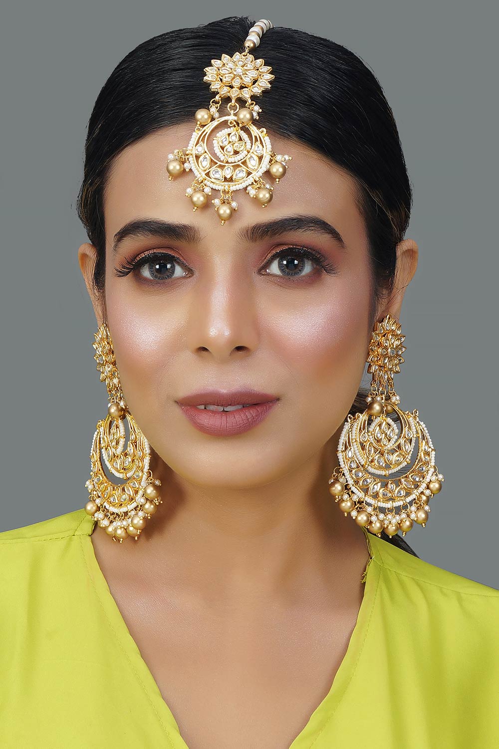 Kundan Inspired Chandbali & Mang Tikka Set