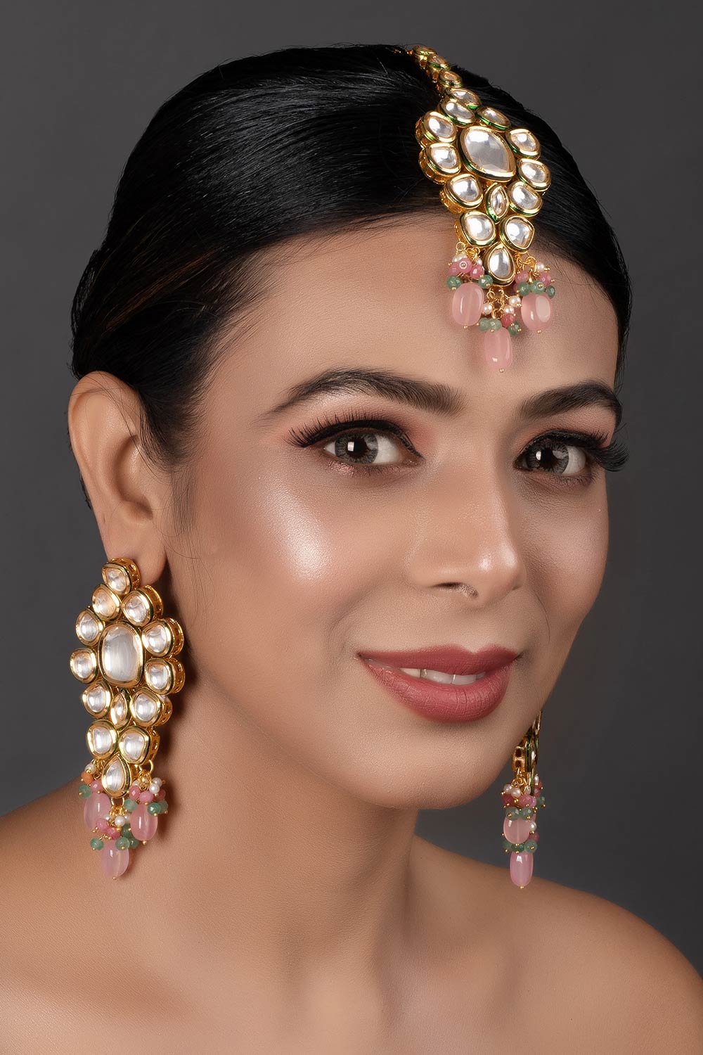 Pink Beaded Gold Tone Kundan Maang Tikka With Earrings