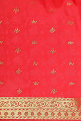 Kanjivaram Litchi Silk Woven Saree In Red