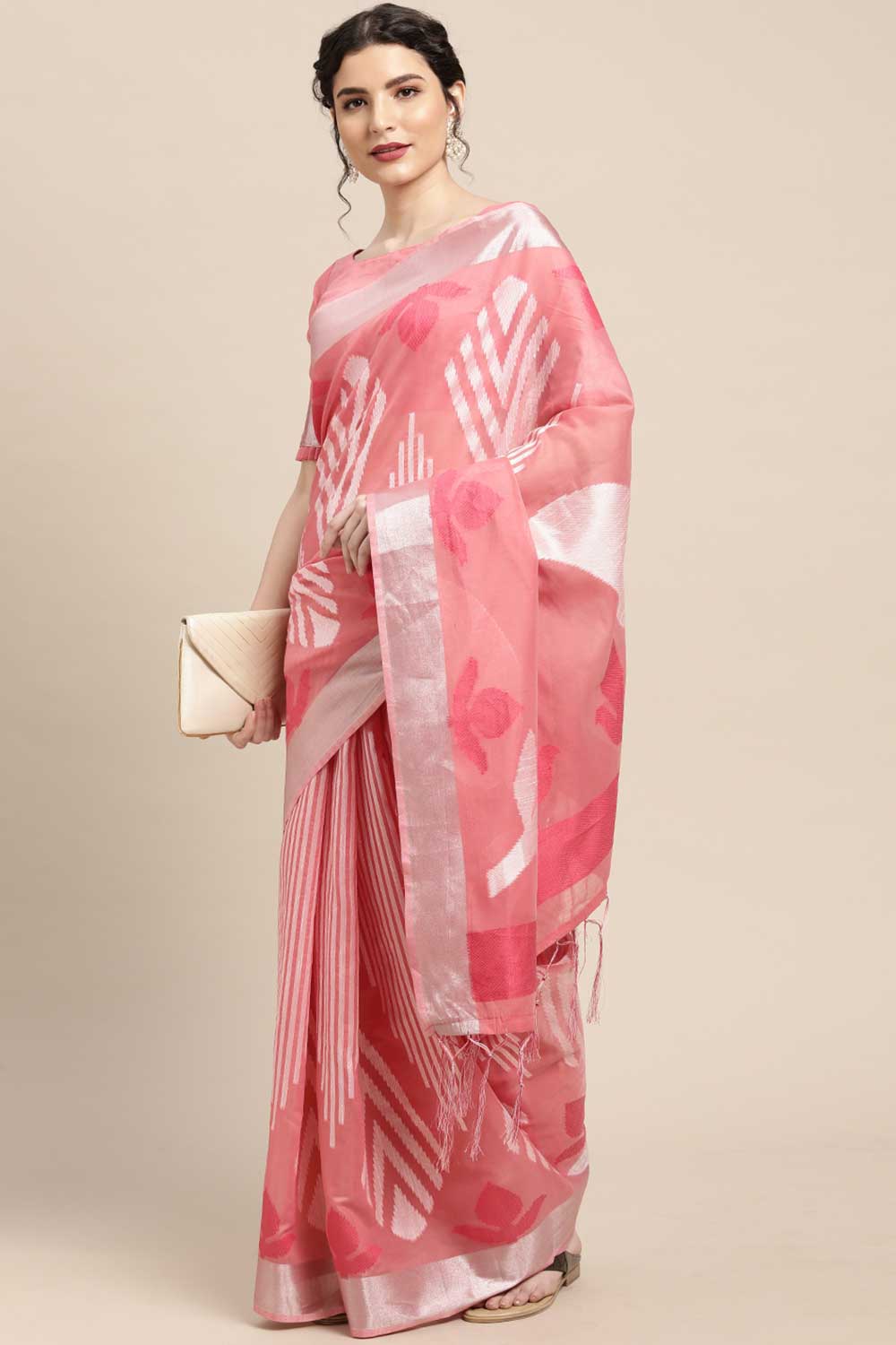 Buy Cotton Blend Geometric Design Saree in Pink Online - Zoom In