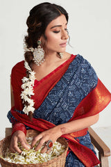 Buy Navy Blue Cotton Bagh Printed Saree Online - Back