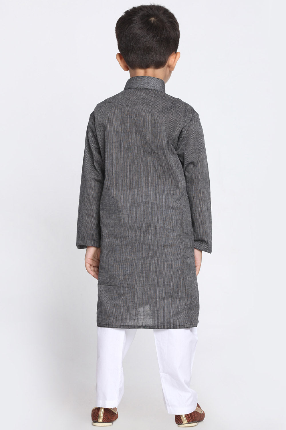 Boy's Blended Cotton Kurta Set In Grey