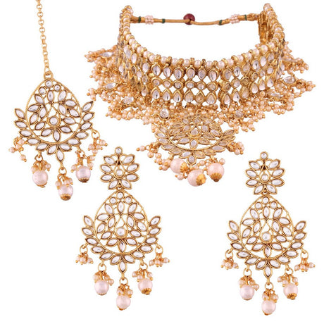 Alloy Necklace Set with Maang Tikka in White
