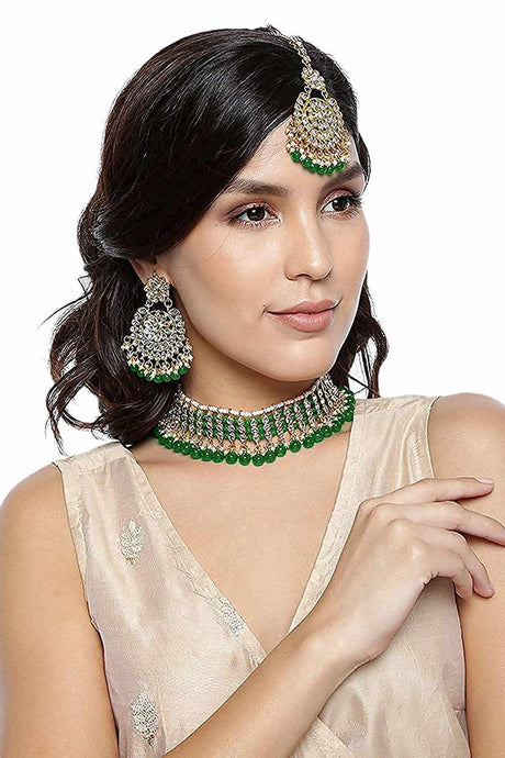 Buy Women's Alloy Necklace Set in Green