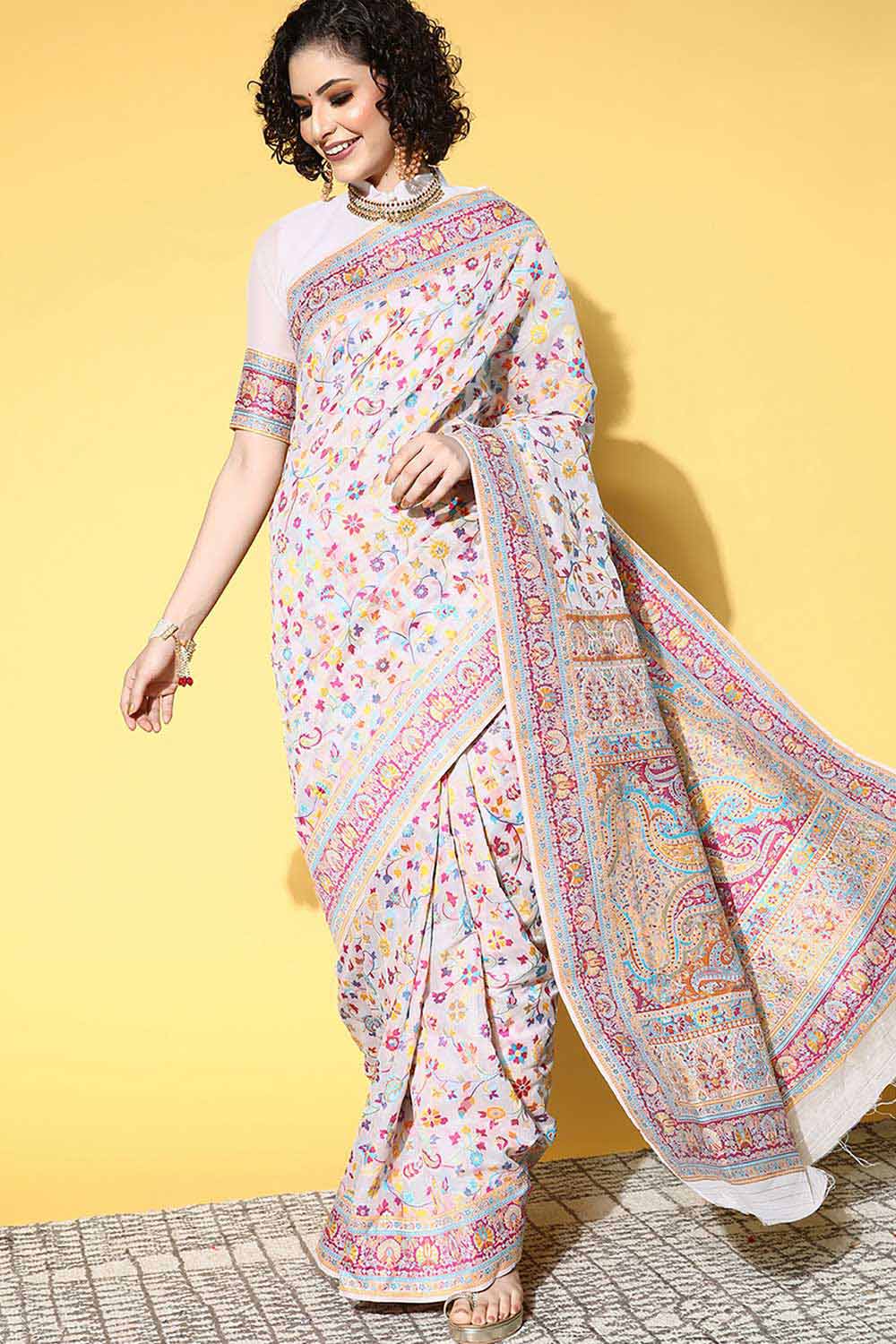 Cream Silk Blend Floral Woven Design Saree