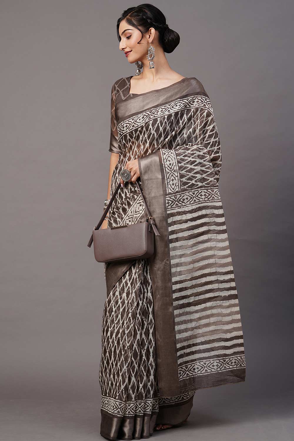 Cotton Blend Charcoal Grey Printed Designer Saree