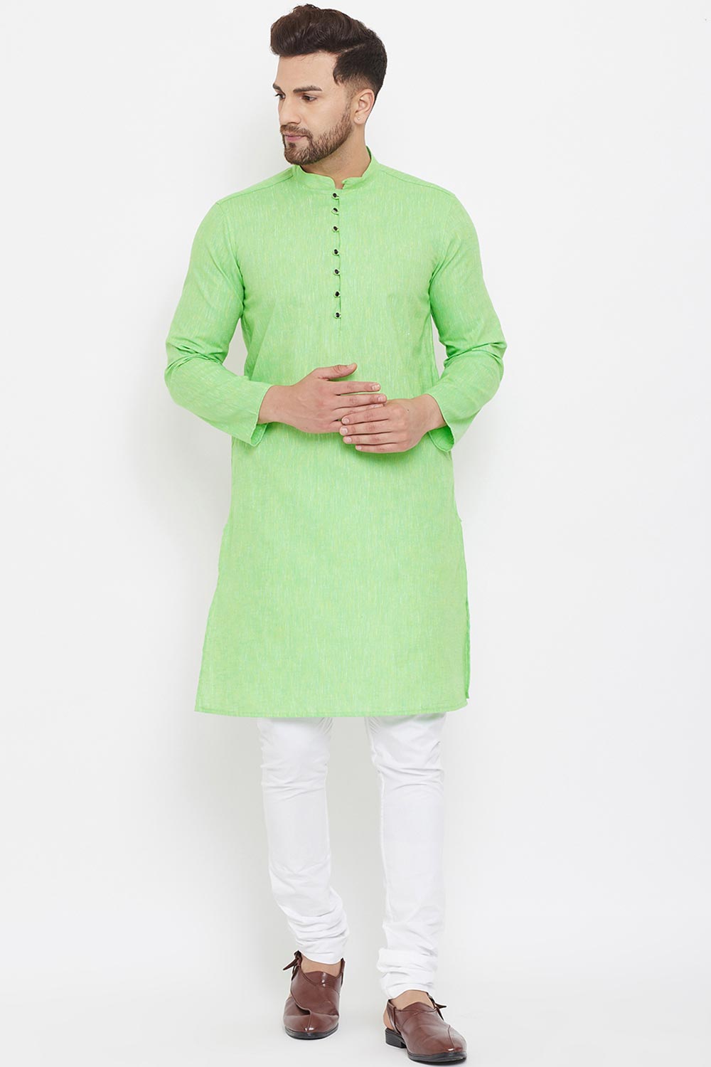 Buy Men's Blended Cotton Solid Kurta in Green Online