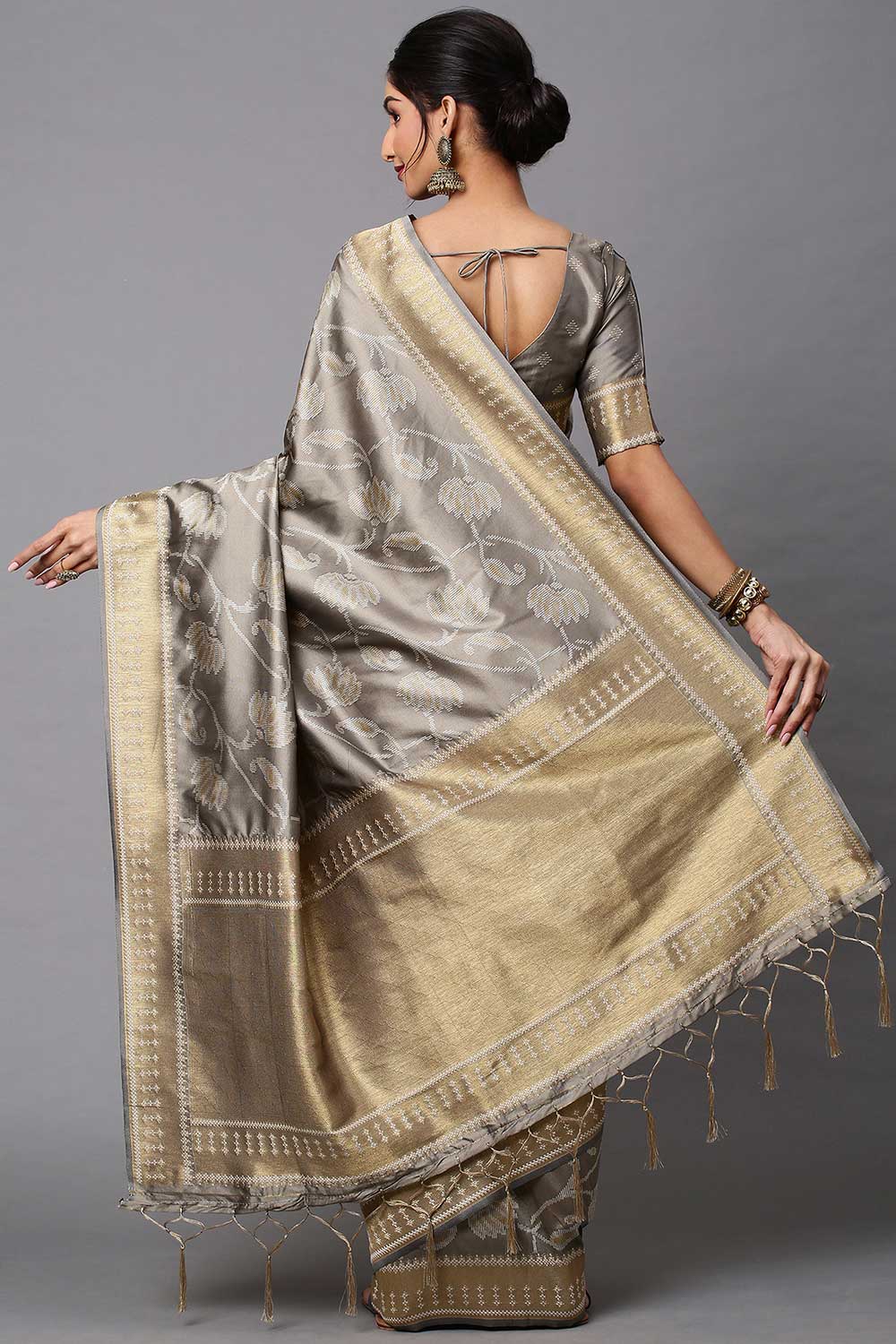 Cotton Silk Abstract Print Saree In Grey