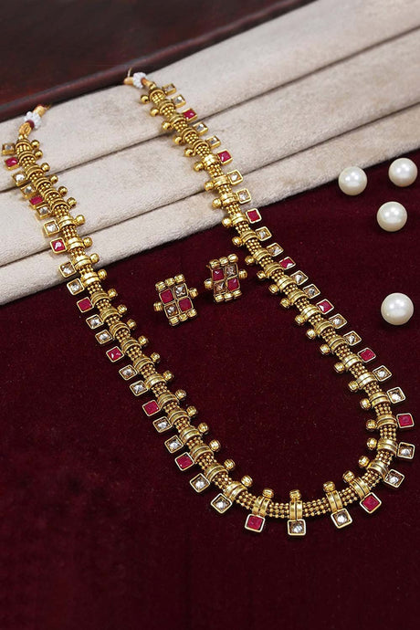Buy Women's Alloy South Indian Necklace and Earring Sets in Pink - Front