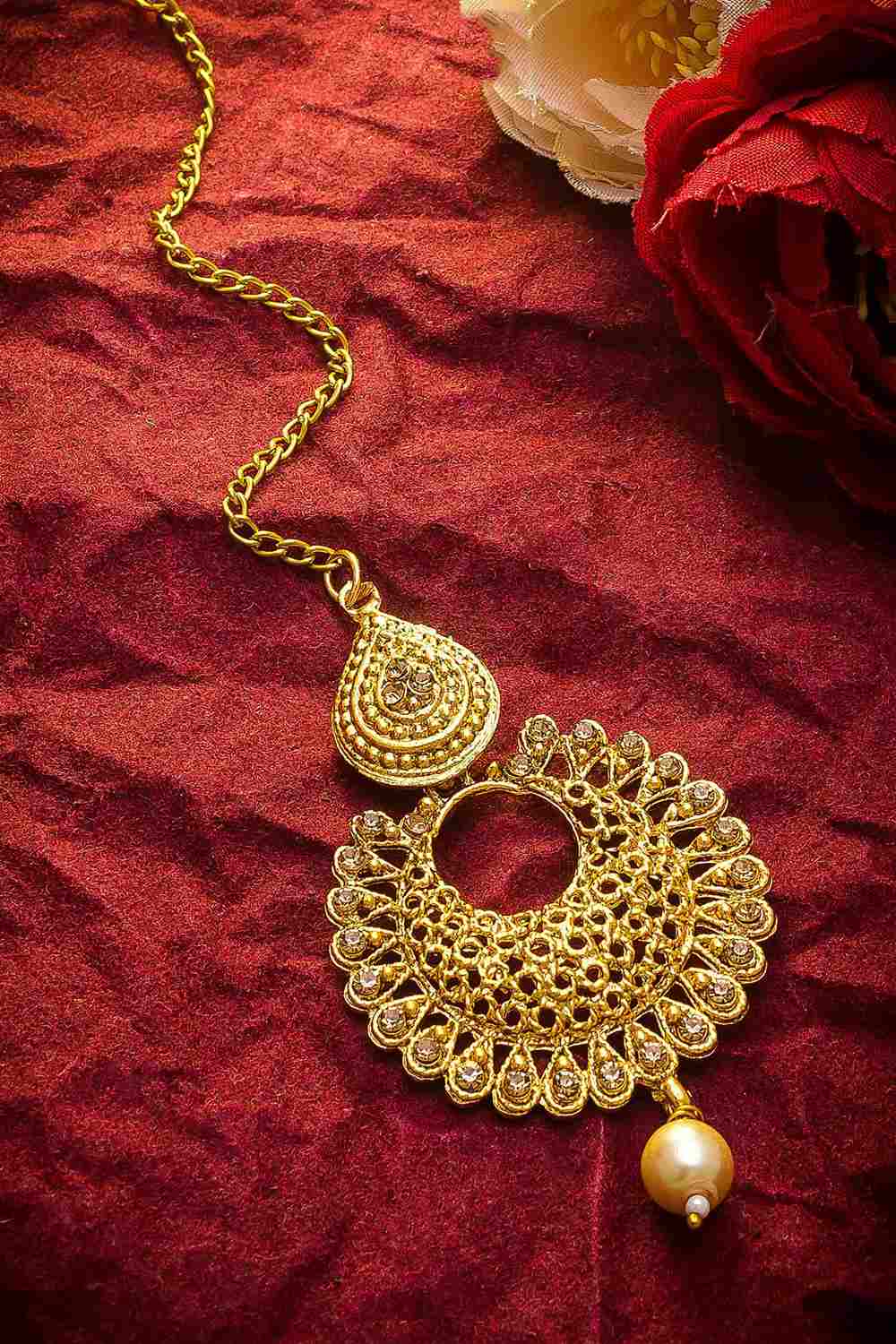 Buy Women's Alloy Maang Tikka in Gold