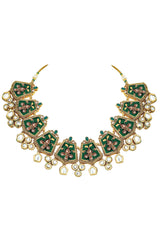 Alloy Necklace With Earrings And Maang Tikka In Green