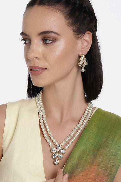 White Gold Plated Kundan And Pearl Studded Necklace Jewellery Set