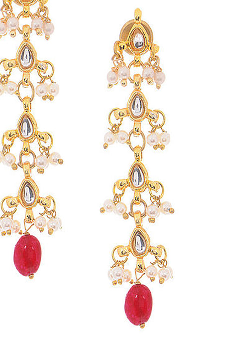 Alloy Kundan Dangler Earring In Gold And White