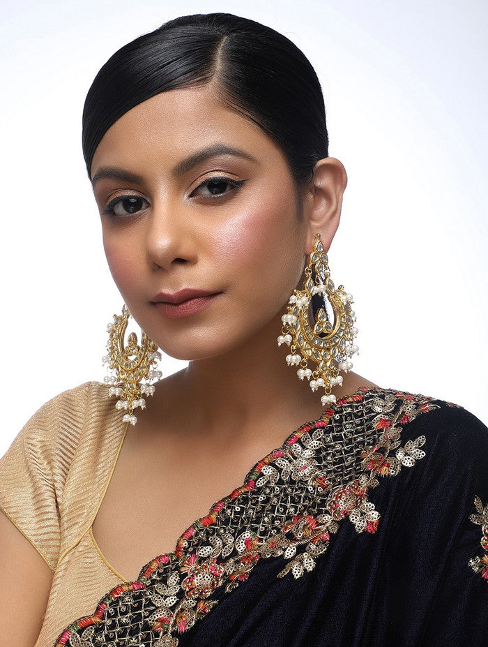 Women's Alloy Kundan Earrings in Gold