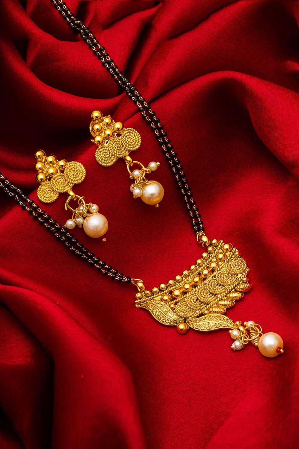  Buy Women's Alloy Mangalsutra Set in Gold Online