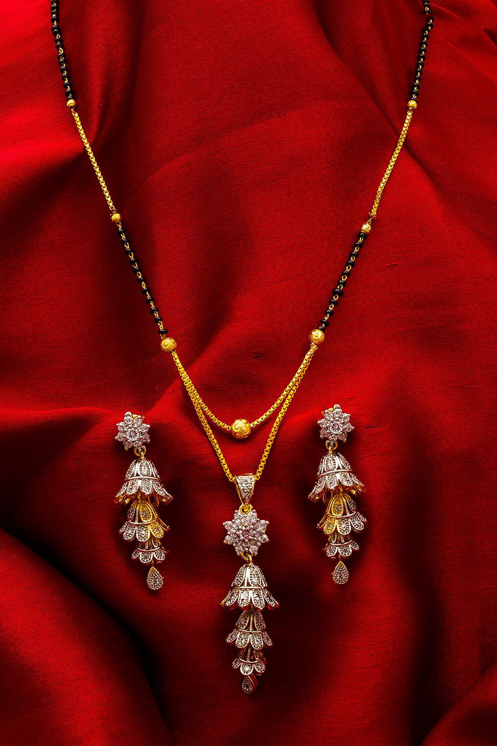 Women's Alloy Mangalsutra Set In Silver And Gold