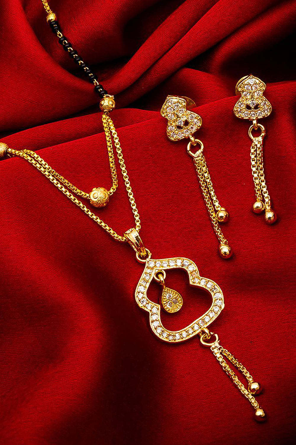  Shop  Alloy Mangalsutra For Women's  Set in Gold and Black At KarmaPlace