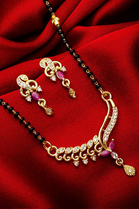 Women's Alloy Mangalsutra Set in Gold and Black
