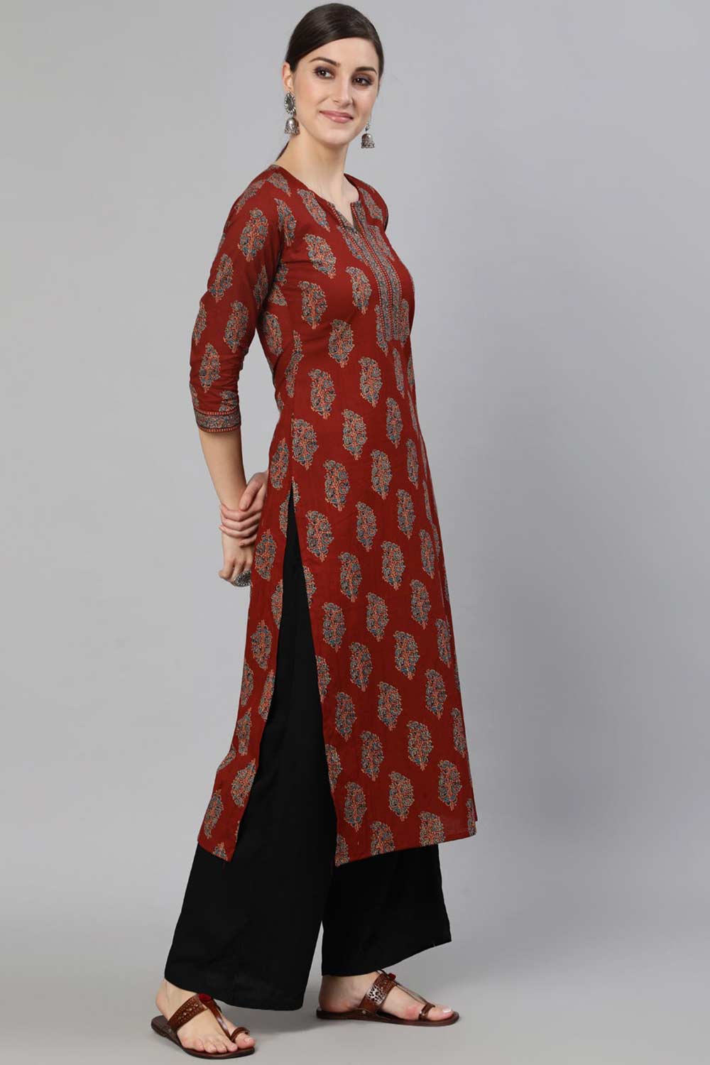 Buy Maroon Cotton geometric Printed Straight Kurta Online - Front