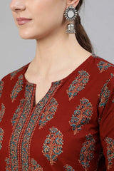 Buy Maroon Cotton geometric Printed Straight Kurta Online - Back