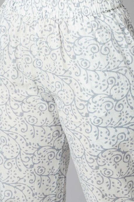 Buy Men's White Silk Blend Paisley Printed Men's Kurta Pajama Jacket Set Online