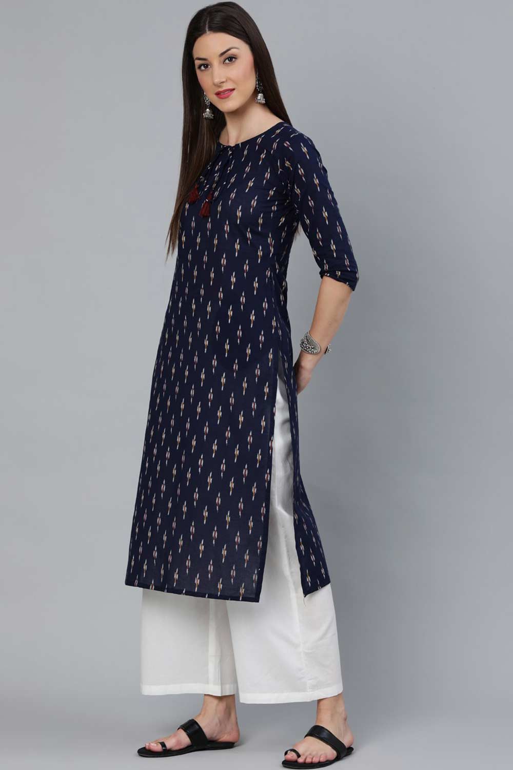 Buy Navy Blue Cotton Ikat Printed Straight Kurta Online - Side