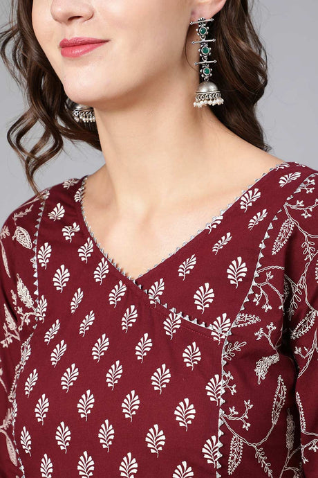 Buy Burgundy Printed Flared Kurta With Trouser And Dupatta Online - Back