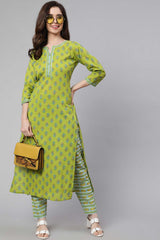 Buy Green Cotton Ethnic Printed Straight Kurta With Trouser Online - Back