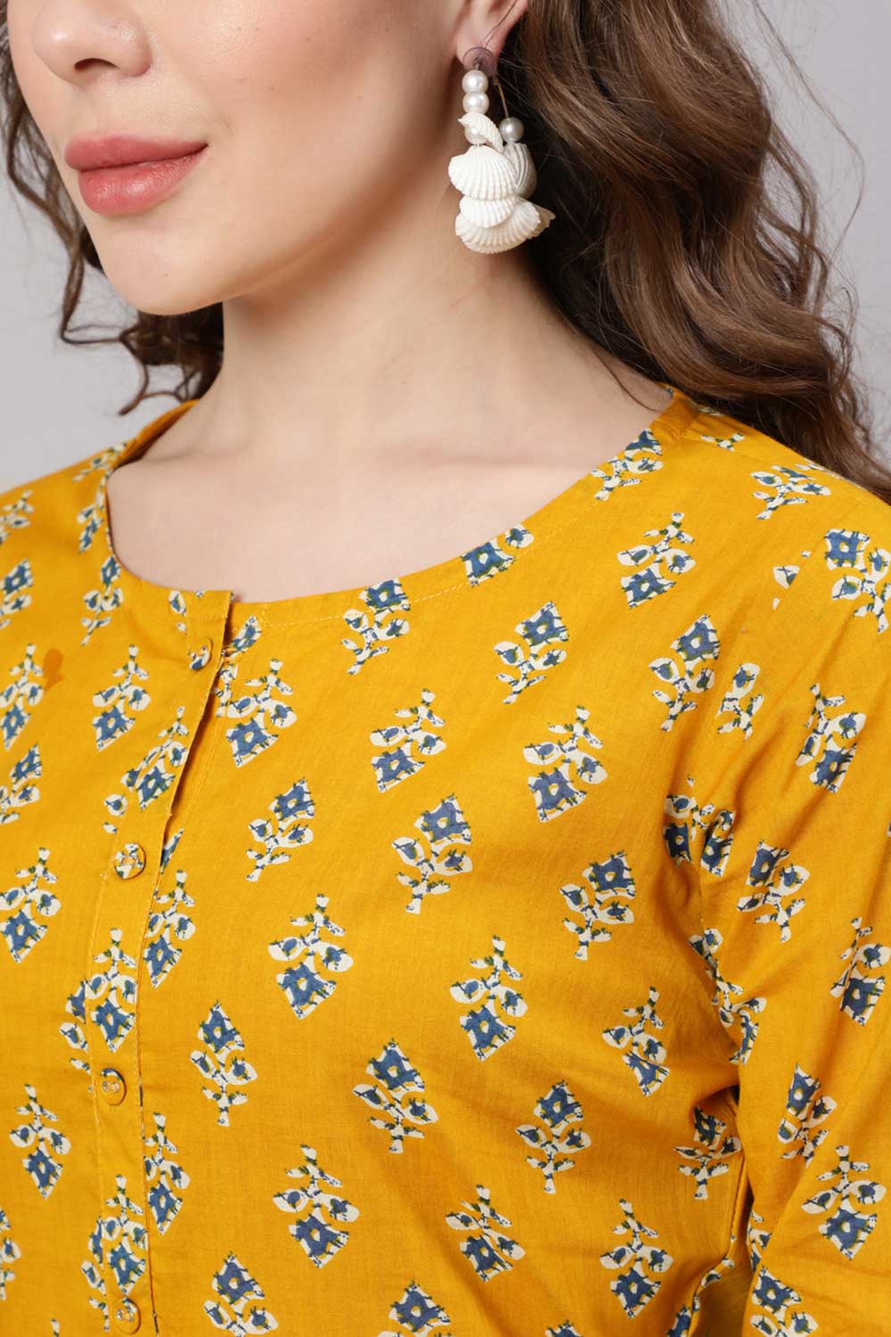 Buy Mustard Cotton Printed Straight Kurta With Trouser Online - Back