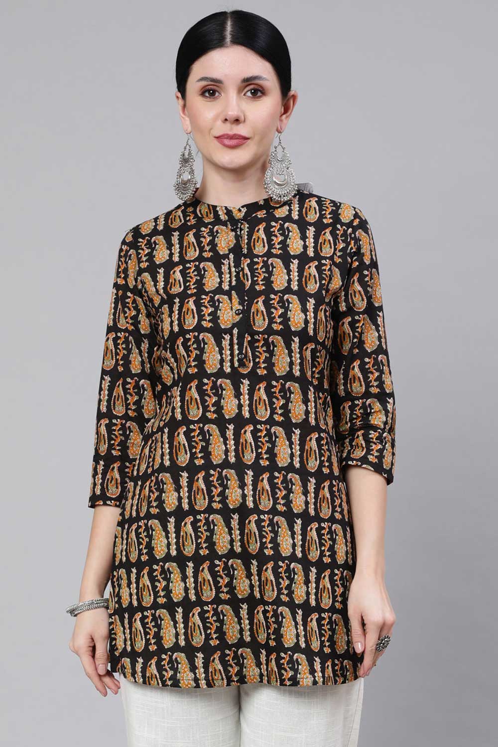Buy Black Paisley Cotton Printed Straight Tunic Online - Back
