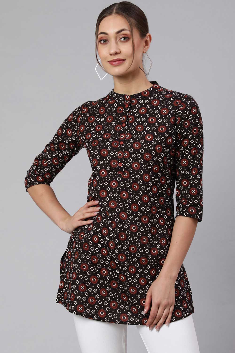 Buy Black Cotton Printed Straight Tunic Online - Back