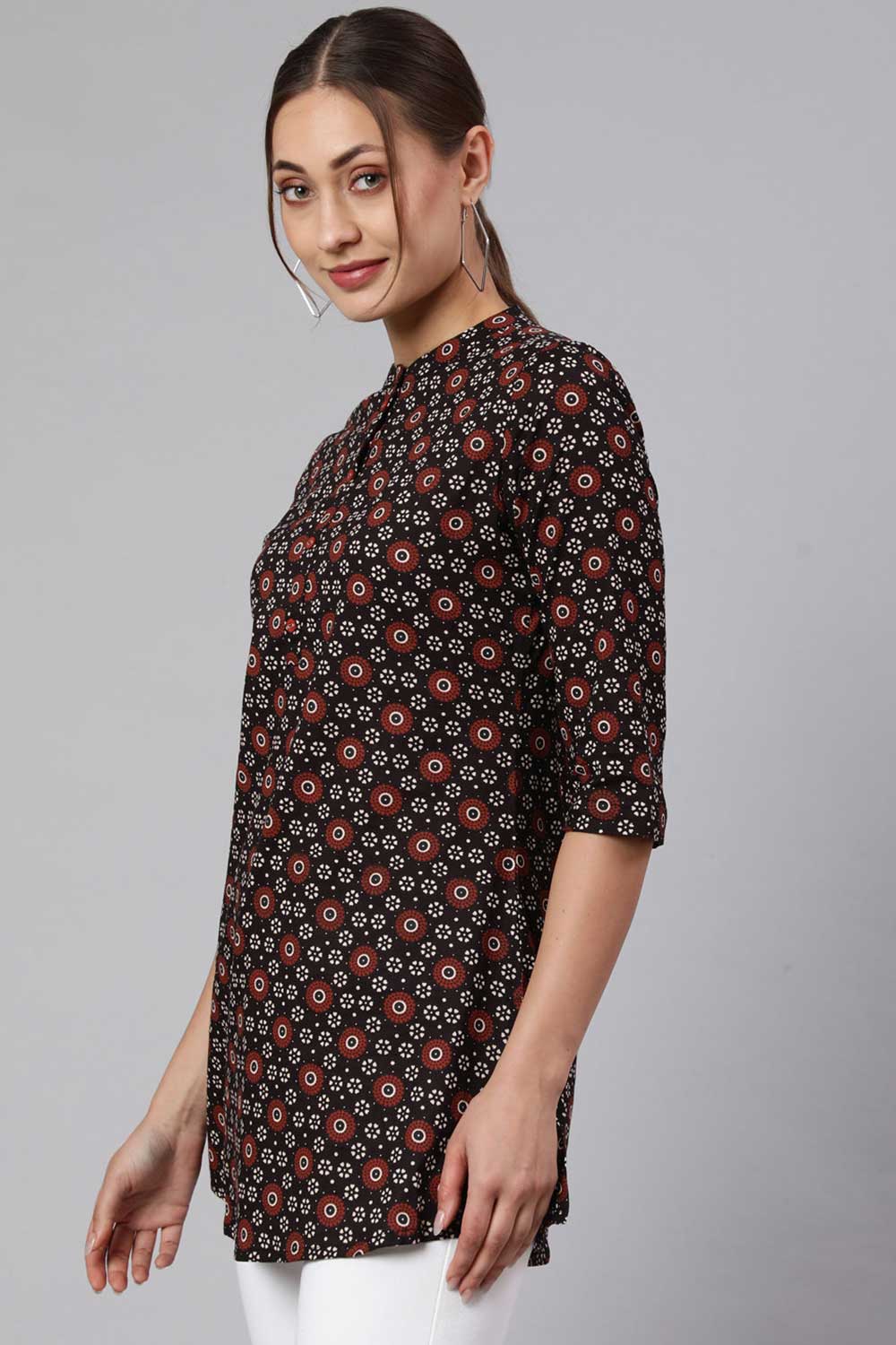 Buy Black Cotton Printed Straight Tunic Online - Side