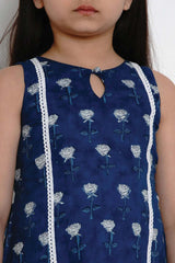 Buy Girl's Navy Blue Printed Kurta With Palazzos Online - Side